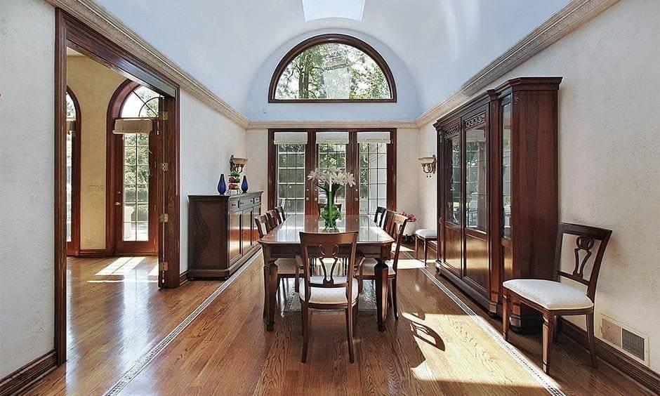 Glass door arch design for dining hall